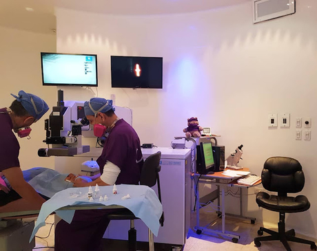 Slider image (7) CVL - Correccion Visual Con Laser in Puebla, Mexico